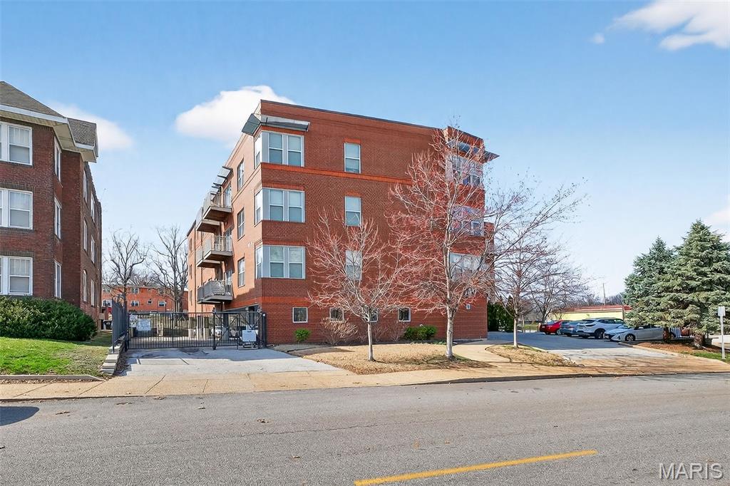 849 Loop Living Condo - Residential Lease