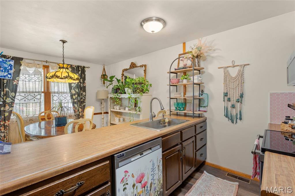 Park Ave Condo - Residential