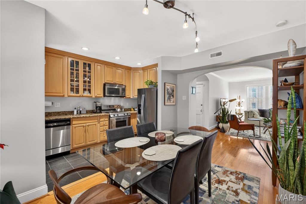 Westwood Condo - Residential