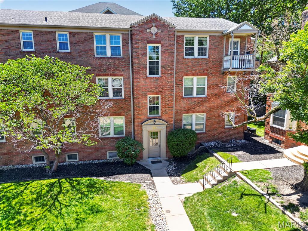 Westwood Condo - Residential