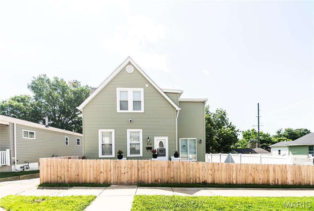 Fully Renovated 2 story home with 2 car garage and 400 sq ft bonus family room above garage with mini split AC/Heat pump. Over 2200sq ft of living space.  Everything Brand New in 2025/2026! Step into this beautifully updated home where everything has been completely redone, offering the perfect blend of modern style, efficiency, and peace of mind. From top to bottom, no detail has been overlooked. • Brand-new roof, gutters, and downspouts • Fresh stucco and siding for a clean, modern look • Updated windows and doors throughout • Newly installed soffit and fascia • New HVAC System and Water Heater. All New: • Electrical system • New plumbing • Stylish new flooring throughout, carpets, ceramic tiles • Modern stainless steel appliances included. • Completely New Kitchen with custom kitchen cabinets self close/self latching, breakfast island, hood, backsplash, granite countertops, • Main floor laundry with washer and dryer that are included in sale. • Perfectly manicure front and back yard.
This home offers the rare opportunity to own a fully renovated property where all major systems and finishes are brand new—giving you worry-free living for years to come. Move-in ready. Don’t miss your chance to own a like-new home without the new construction price tag.