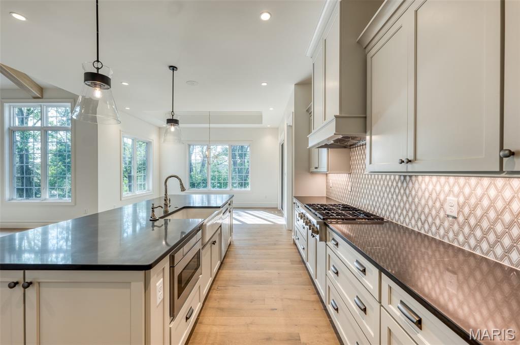 Ballas Ridge - Residential