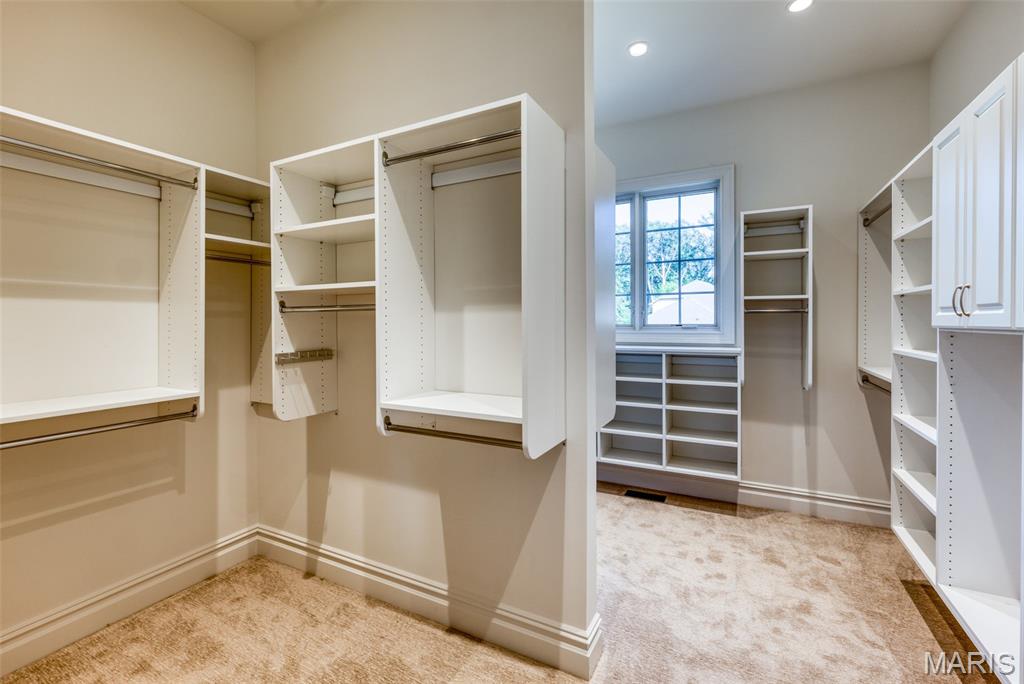 Ballas Ridge - Residential