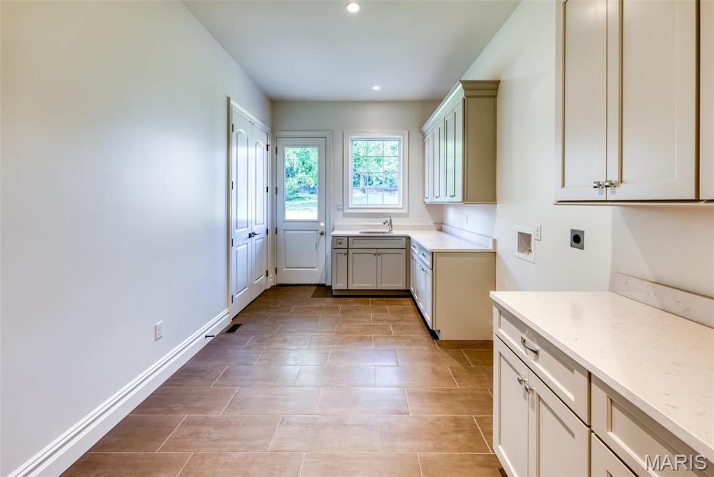 Ballas Ridge - Residential