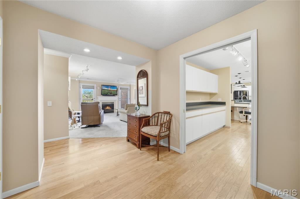 Coeur De Royale Condo Ph Iii - Residential