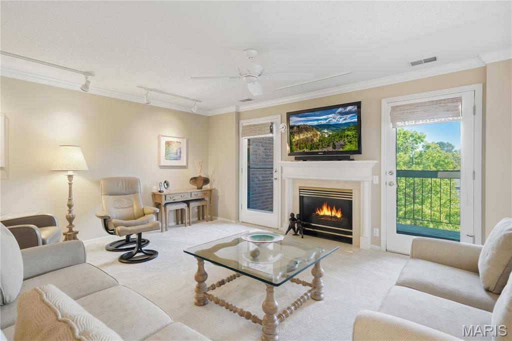 Coeur De Royale Condo Ph Iii - Residential