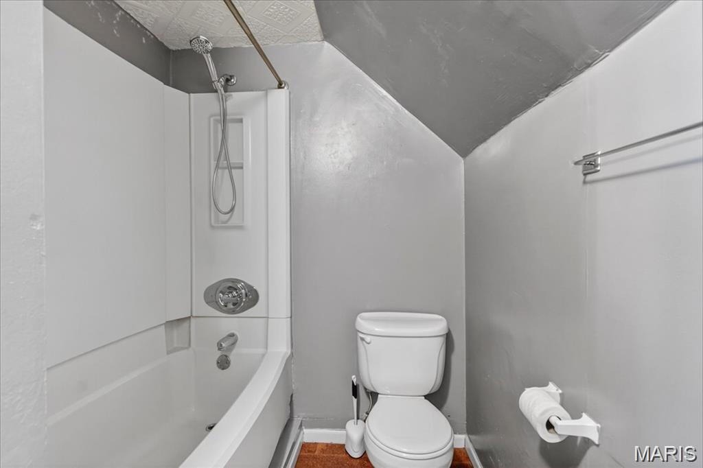NOT IN A SUBDIVISION - Residential Lease