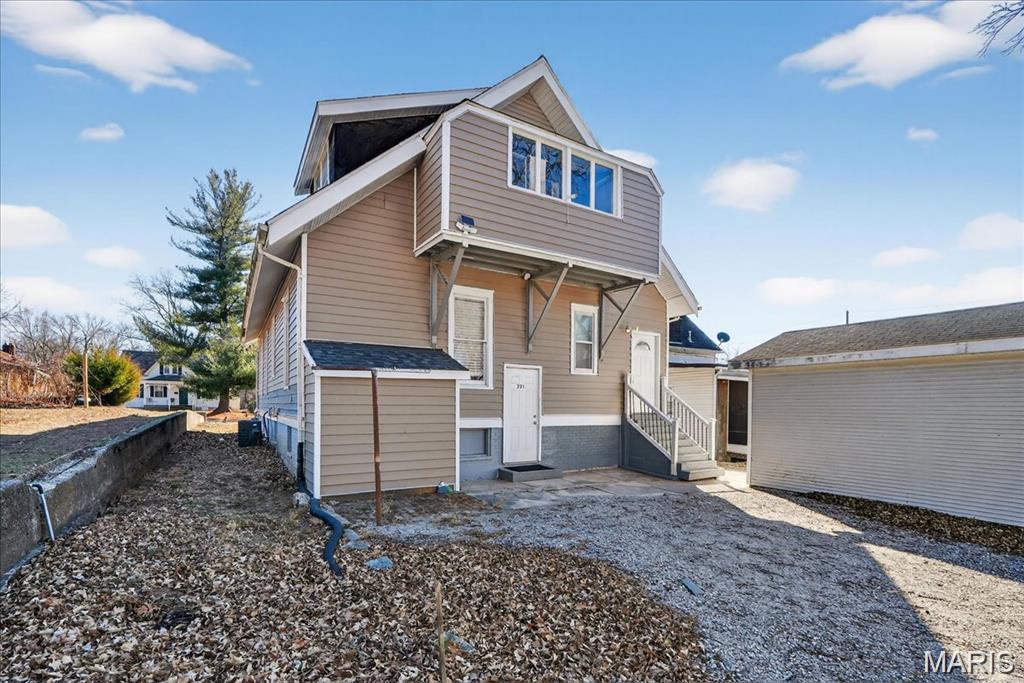 NOT IN A SUBDIVISION - Residential Lease