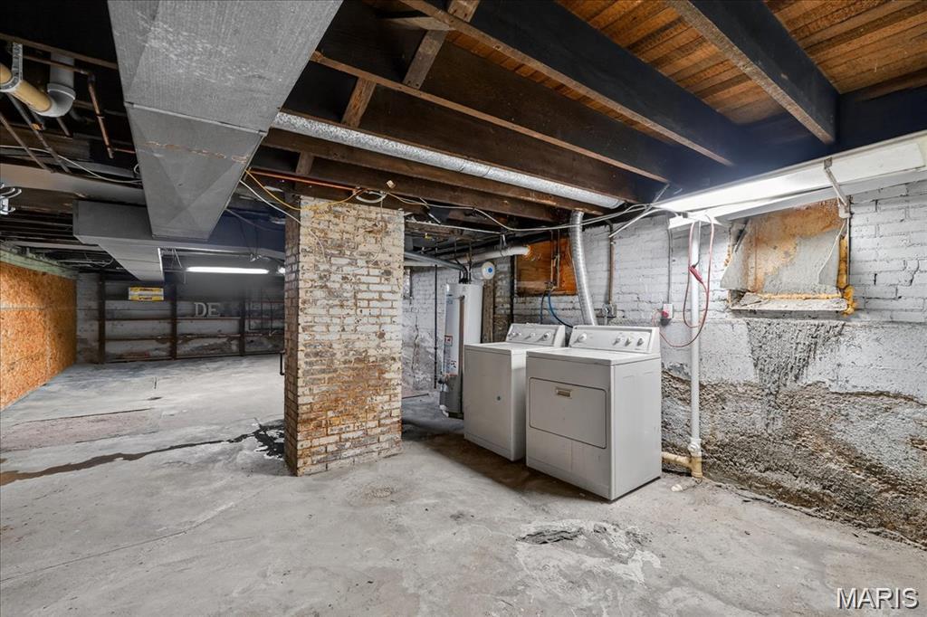 NOT IN A SUBDIVISION - Residential Lease