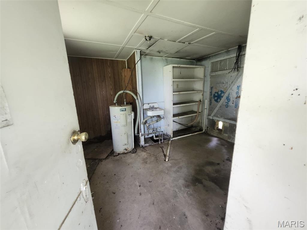 n/a - Commercial Sale
