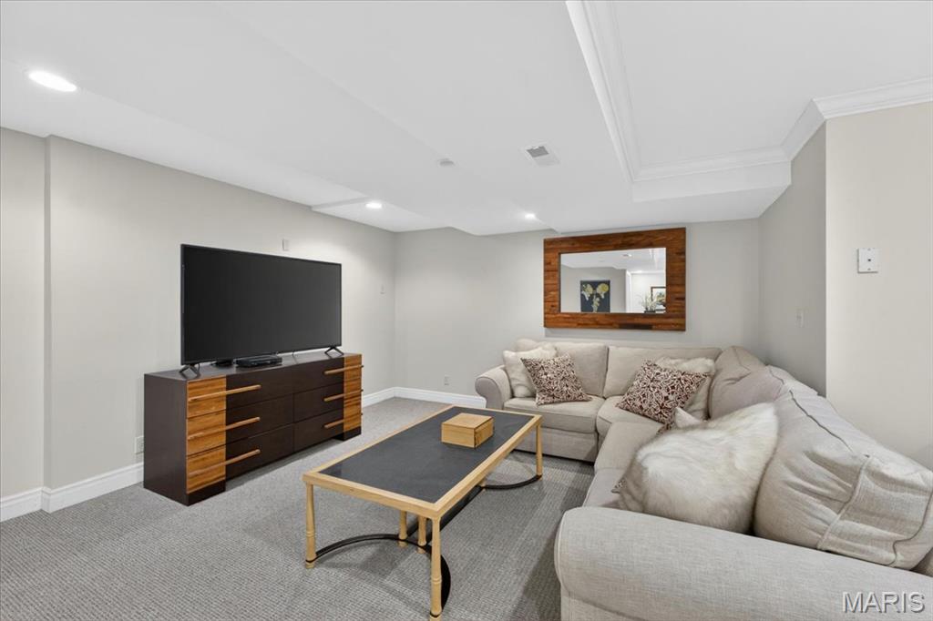 Commons Condo Ph 3 The - Residential