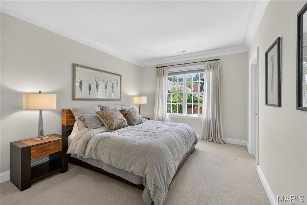 Commons Condo Ph 3 The - Residential