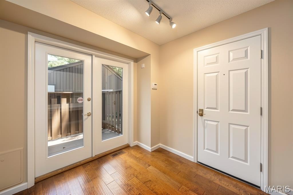 Persimmon Rdg Condos Ph 02 - Residential