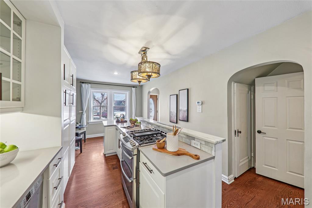 West Holly Hills - Residential