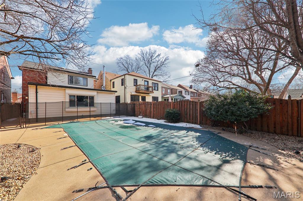 West Holly Hills - Residential