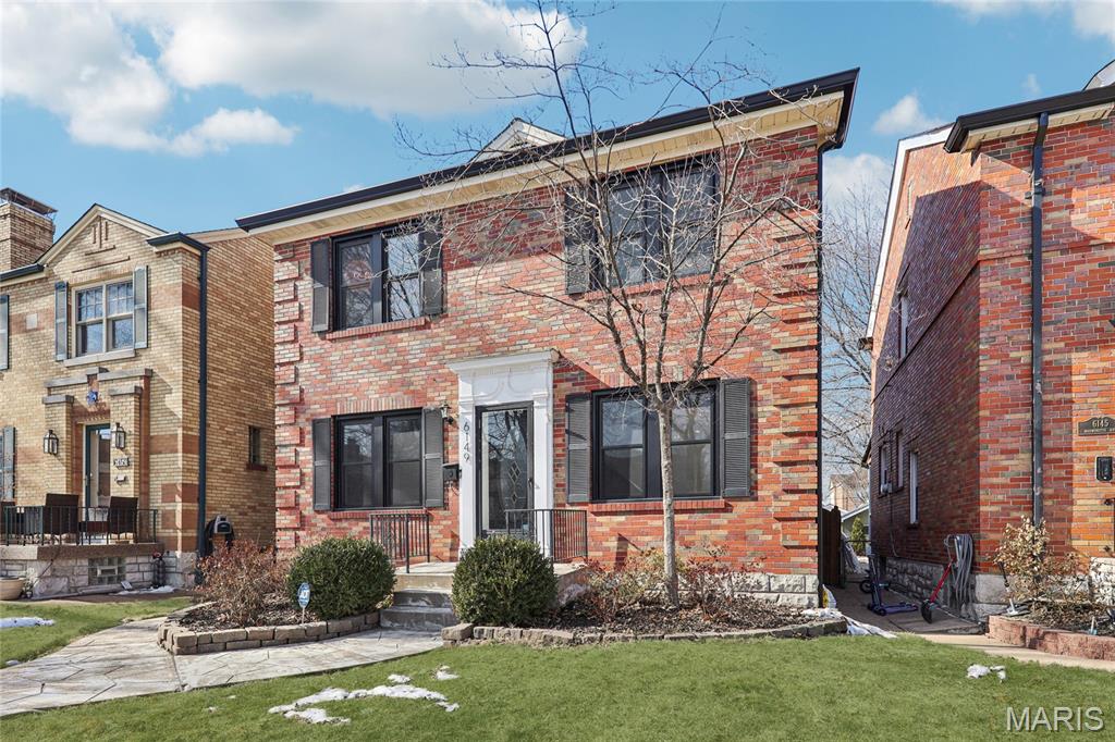 West Holly Hills - Residential