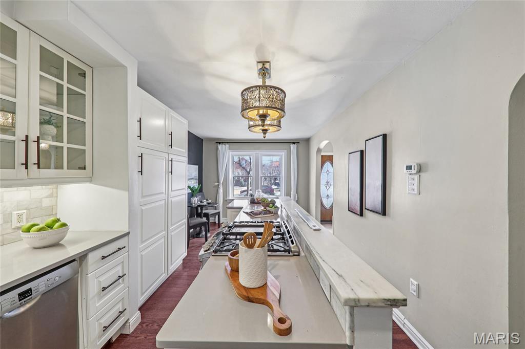 West Holly Hills - Residential