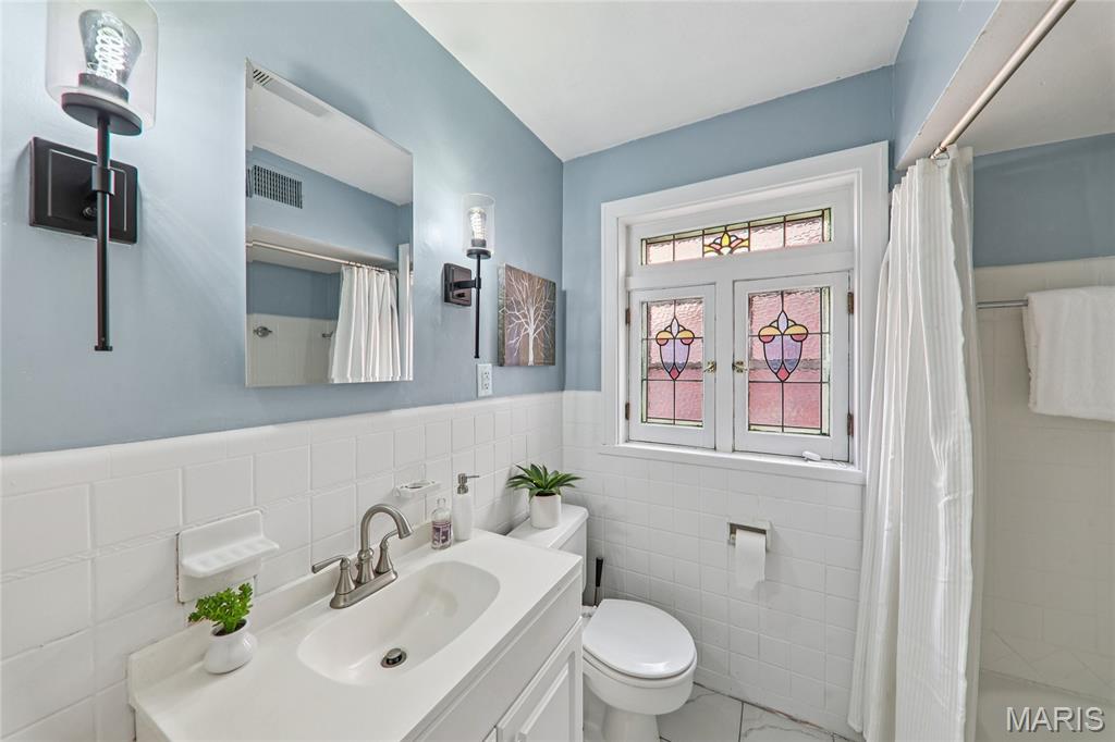 West Holly Hills - Residential