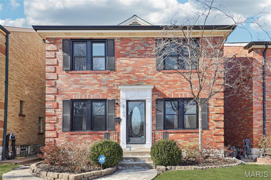 West Holly Hills - Residential