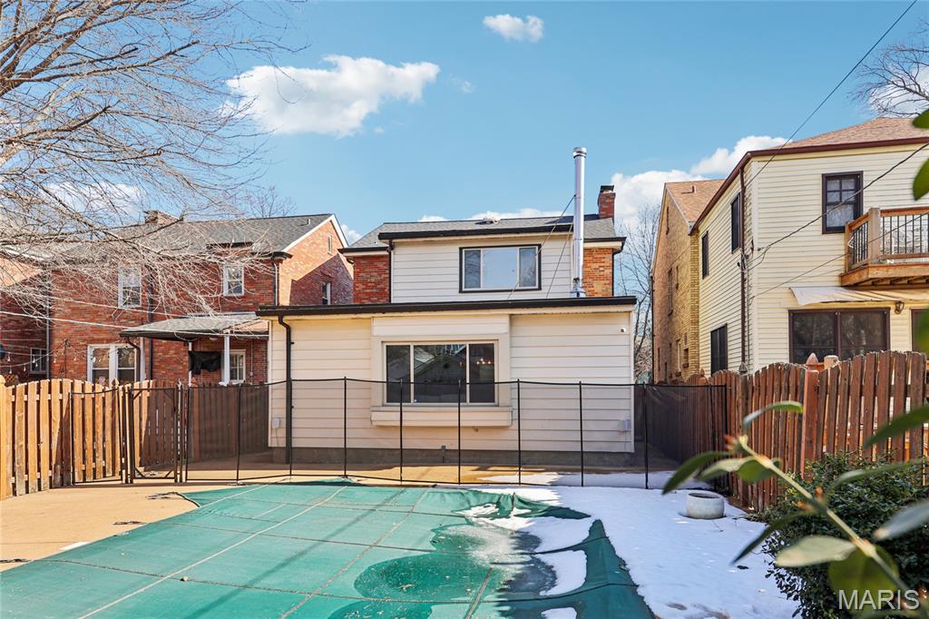 West Holly Hills - Residential
