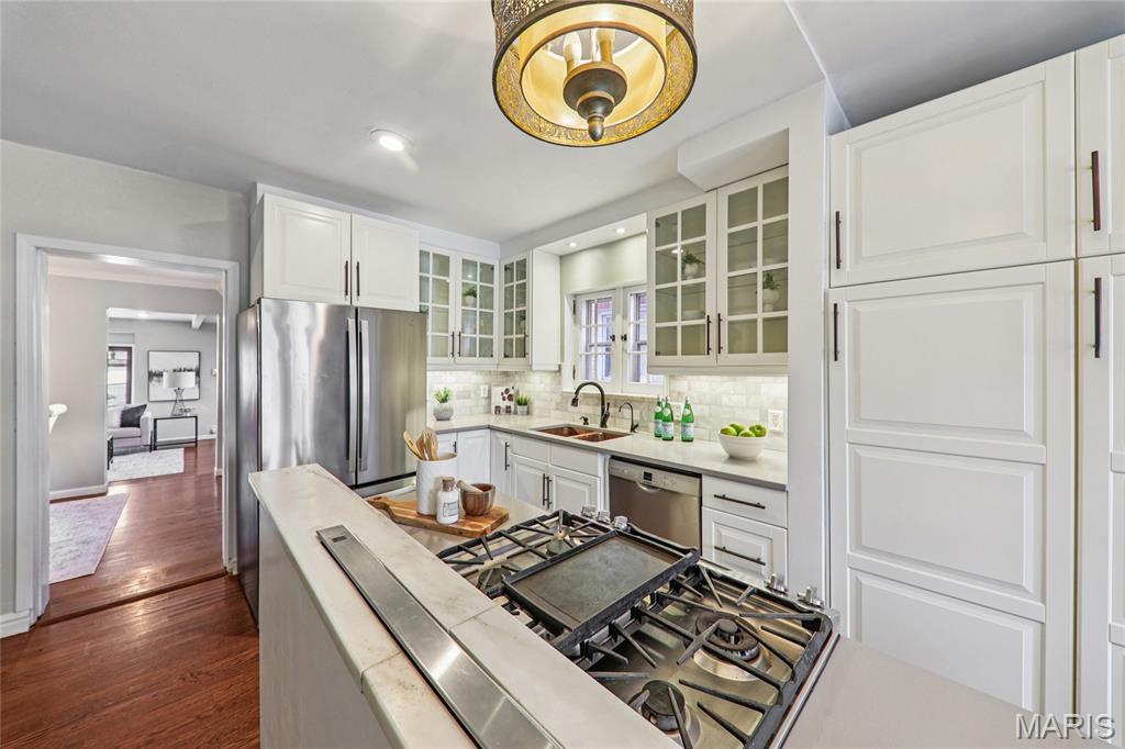 West Holly Hills - Residential
