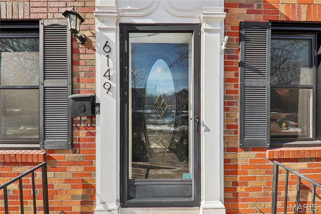 West Holly Hills - Residential