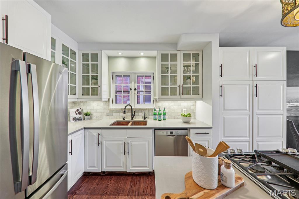 West Holly Hills - Residential