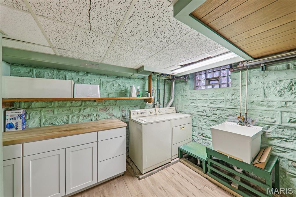 West Holly Hills - Residential