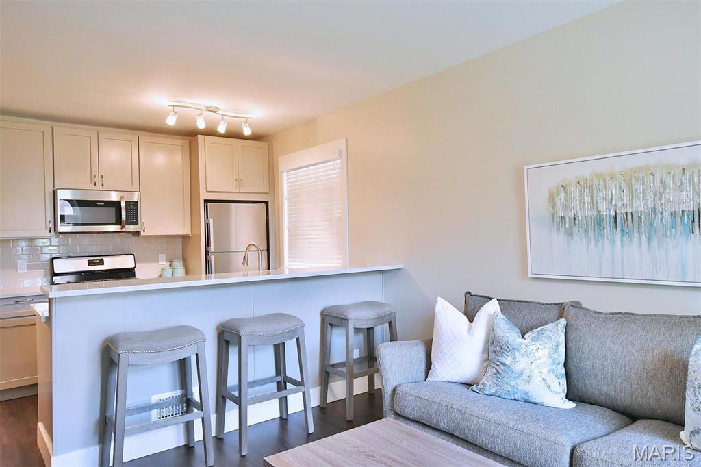 6625 Alamo - Residential Lease
