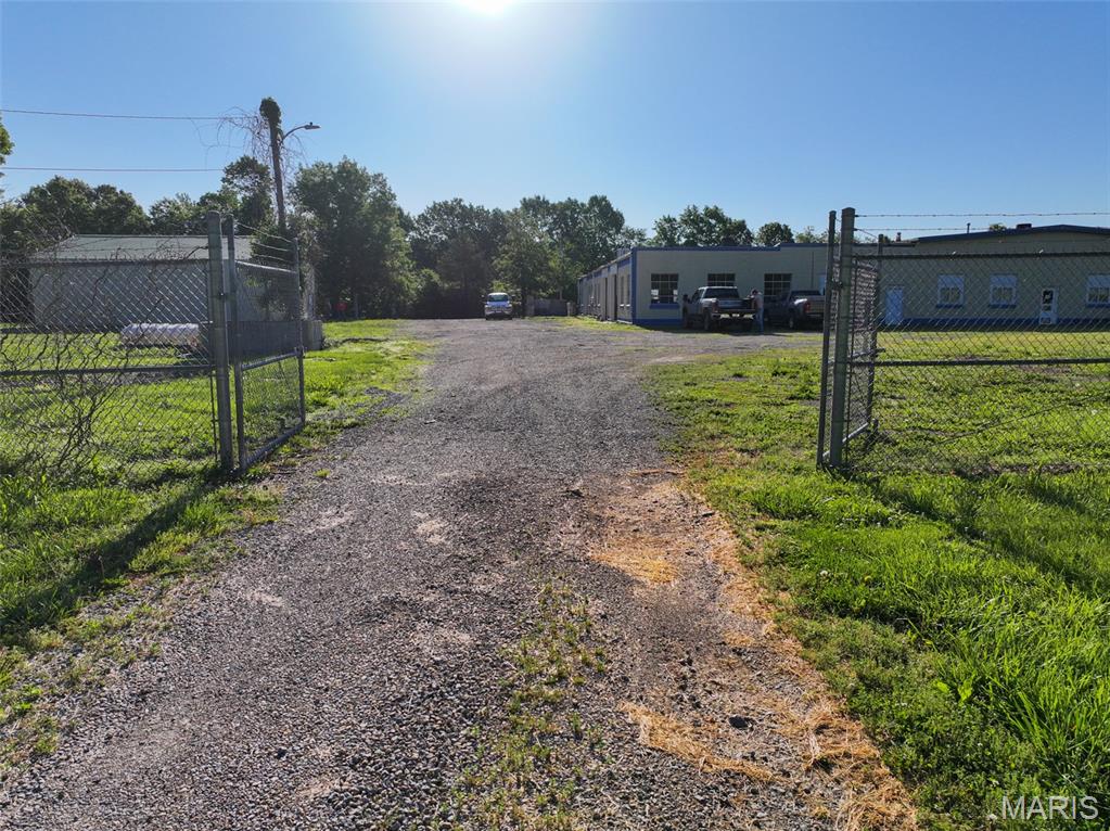 n/a - Commercial Sale