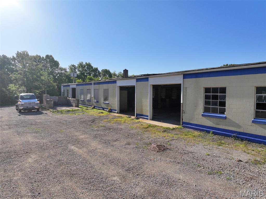 n/a - Commercial Sale