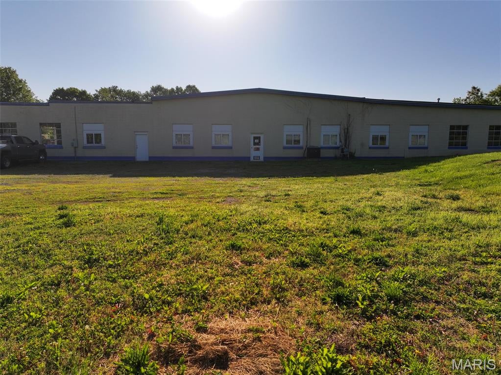 n/a - Commercial Sale