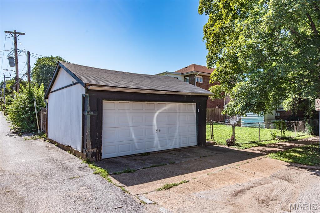 Grand Blvd Park Add - Residential Income
