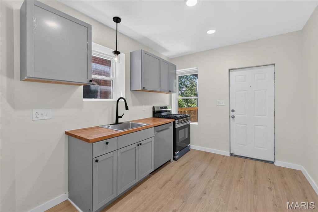 Cherokee Place - Residential