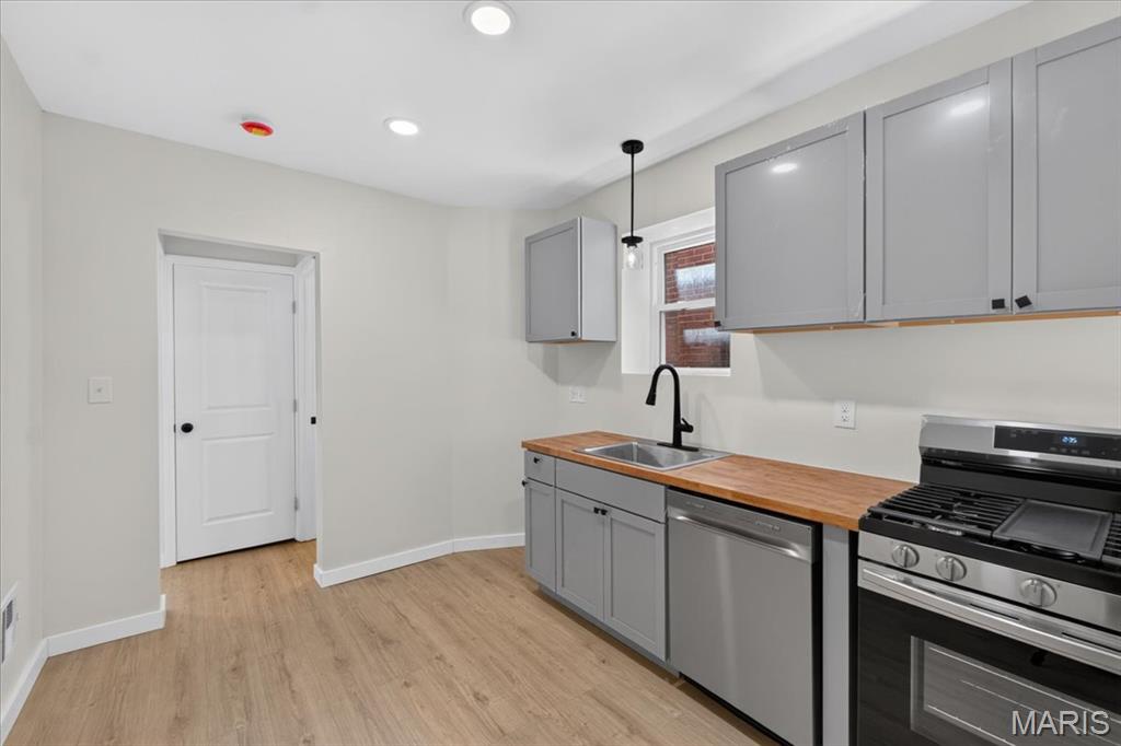 Cherokee Place - Residential