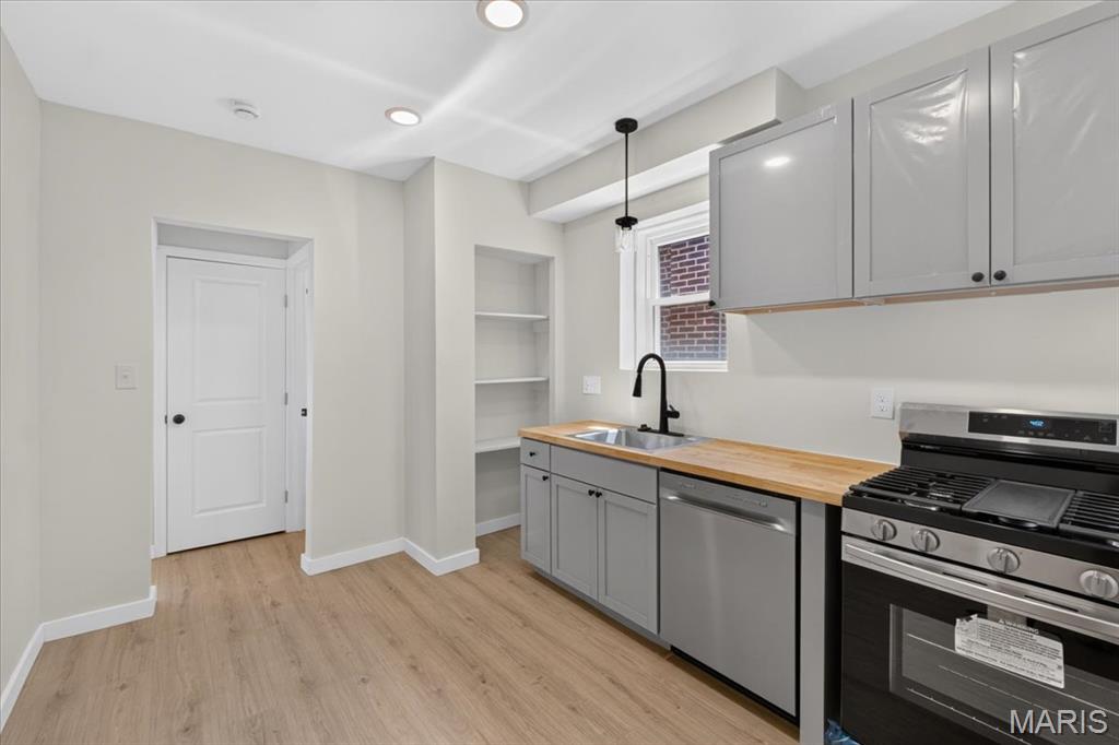 Cherokee Place - Residential