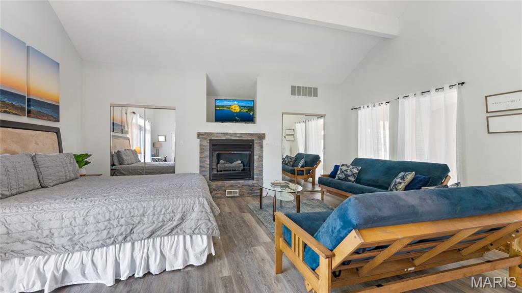 Paradise Point South - Residential