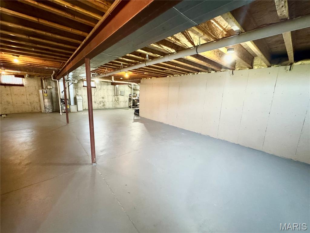 Steelecrest Country Estate Second Add - Residential Lease