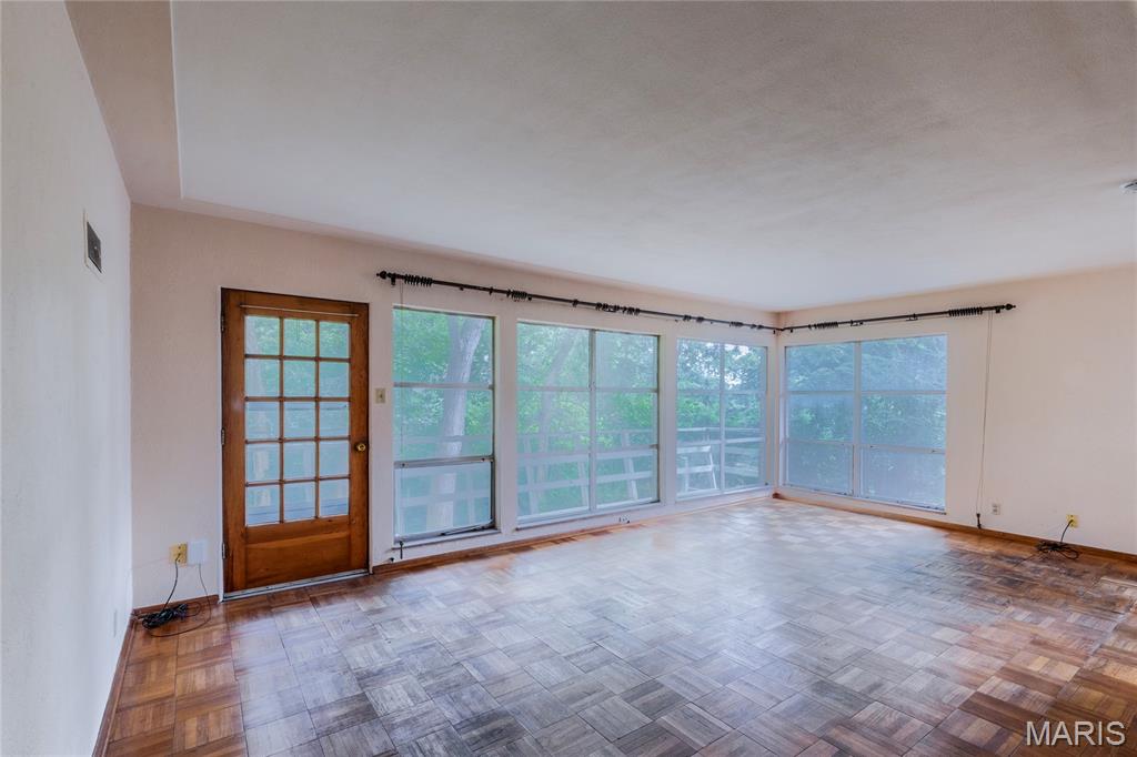 Wilshire Woods - Residential