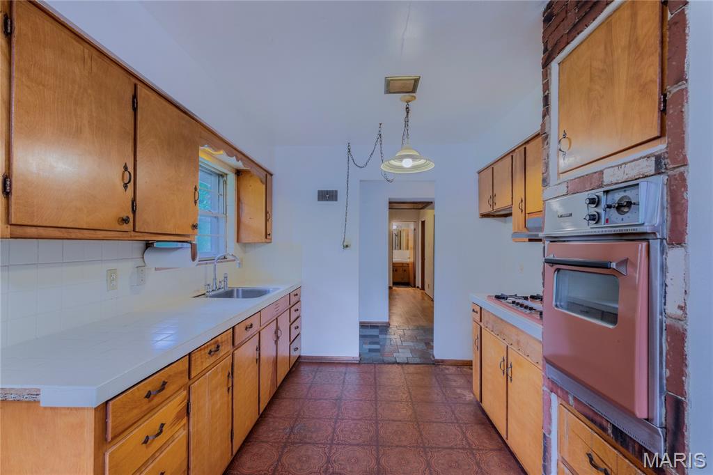 Wilshire Woods - Residential
