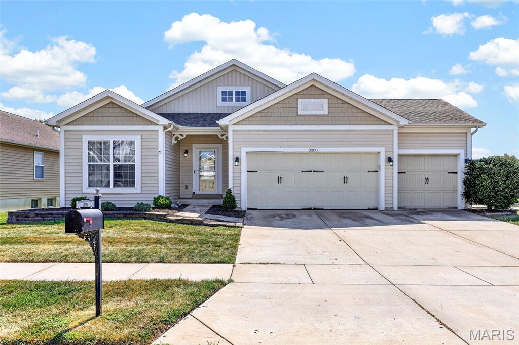 Welcome to this spacious home situated on a desirable corner lot. Featuring 4 bedrooms, 3.5 bathrooms, formal dining area, and finished lower level! The finished lower level provides even more room to read out, perfect for entertaining, relaxing, or creating a space that fits your needs. 
Outside, you'll love the beautiful composite deck looking over the large fenced backyard, offering plenty of room for kids, pets, or outdoor gatherings. And with a 3-car garage, you'll have ample space for vehicles, storage, and all the extras.