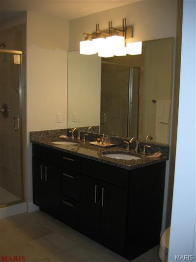 900 N. McKnight - Residential Lease