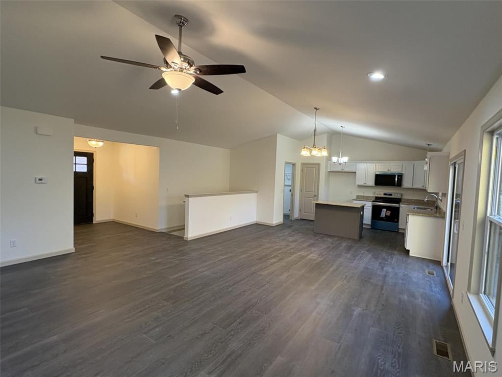Woodridge Estates - Residential