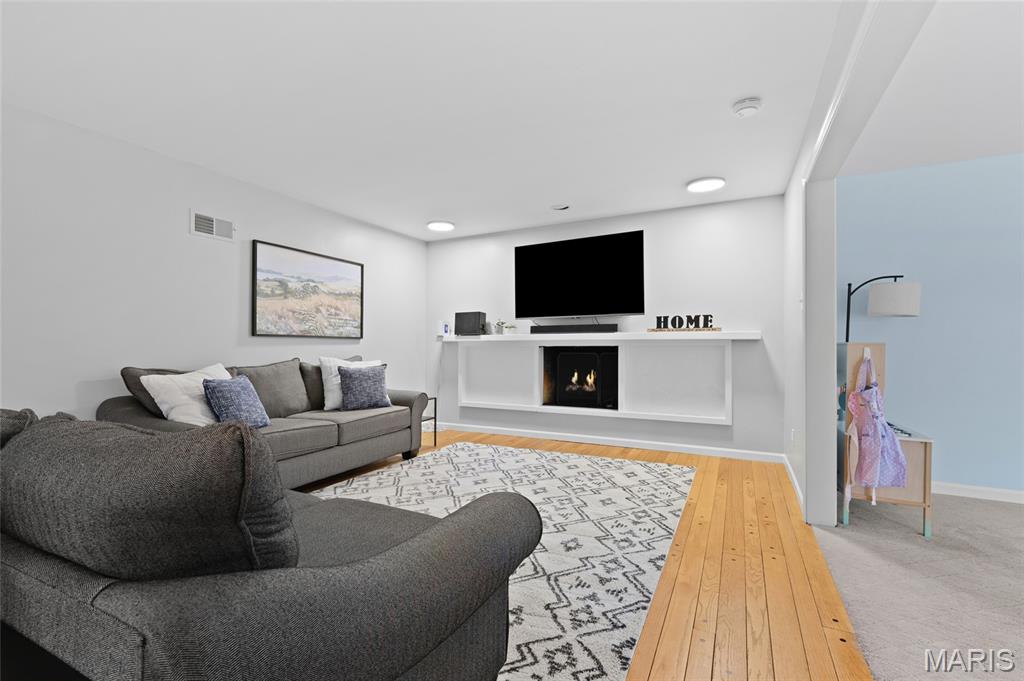 Four Seasons Sec #1 - Residential