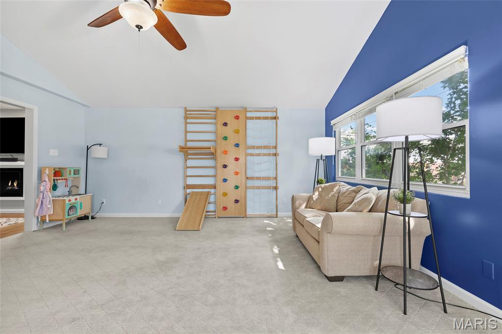 Four Seasons Sec #1 - Residential
