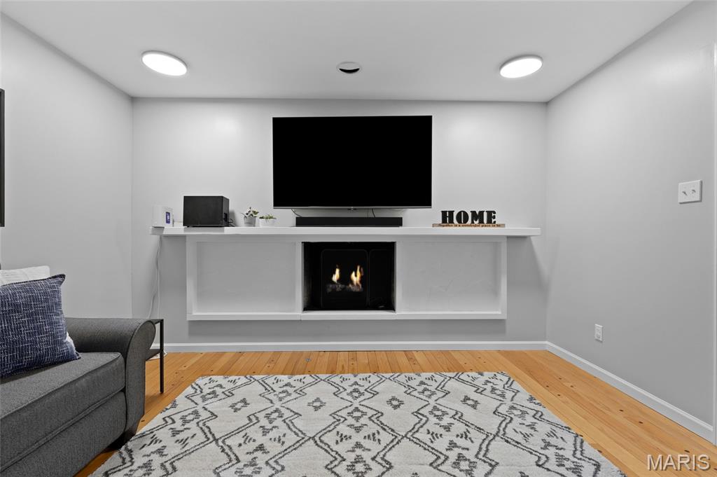 Four Seasons Sec #1 - Residential