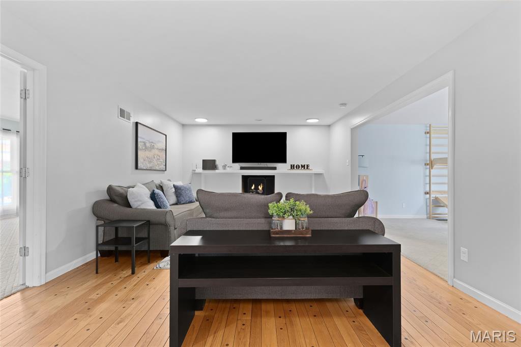 Four Seasons Sec #1 - Residential