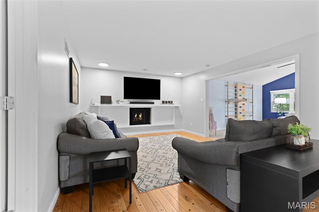 Four Seasons Sec #1 - Residential
