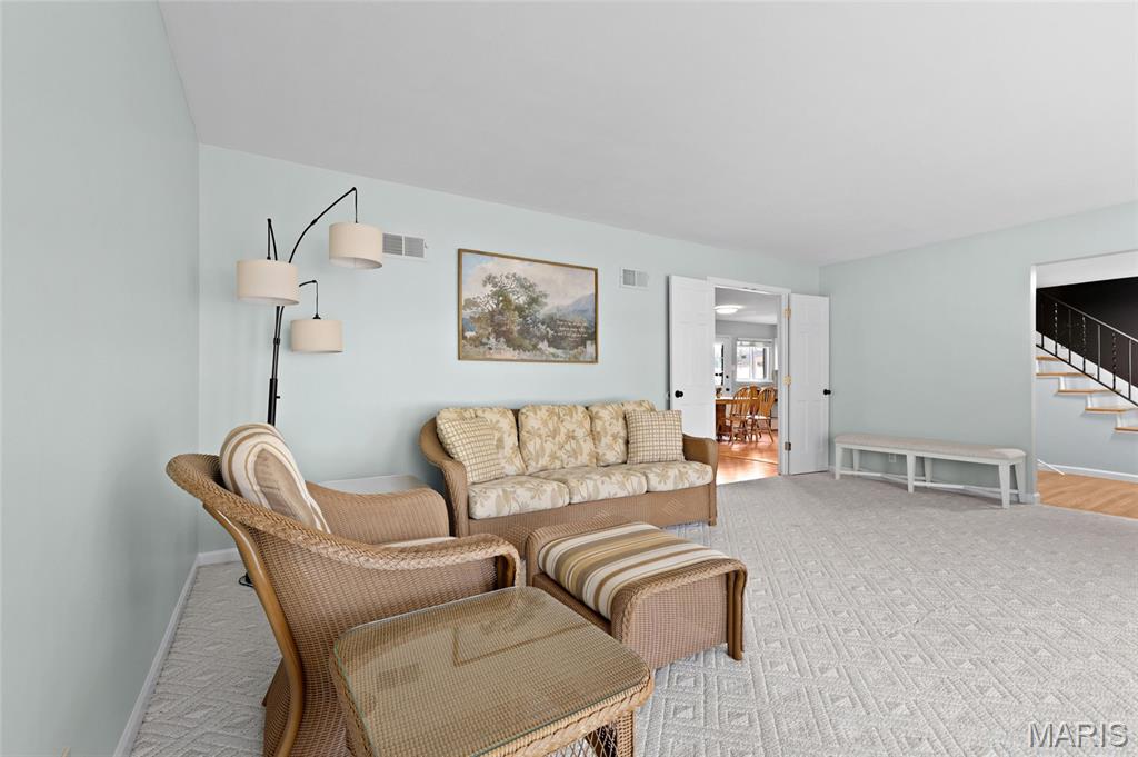 Four Seasons Sec #1 - Residential