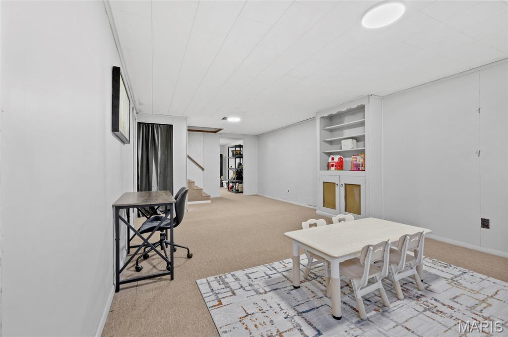 Four Seasons Sec #1 - Residential
